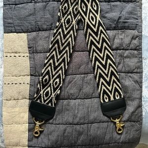 Salt ‘The Classic’ Crossbody Strap - Zoe